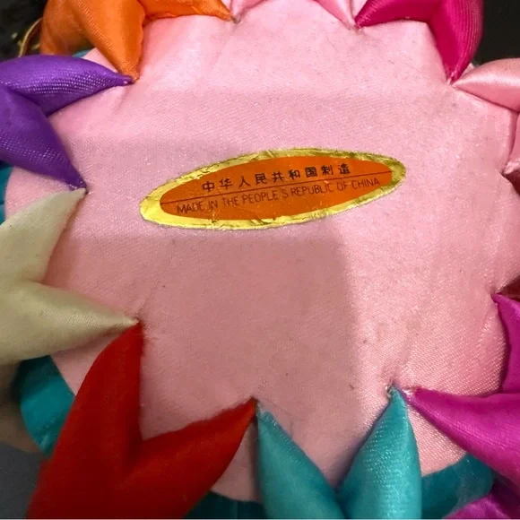 Vintage Handpainted Chinese Silk Round Pincushion Surrounded with 10 Cute Dolls - Picture 7 of 10